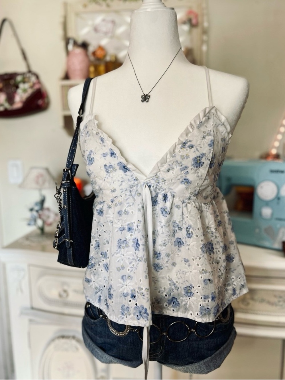 Floral Eyelet Ruffle Tie-Front Cami Top - White & Blue